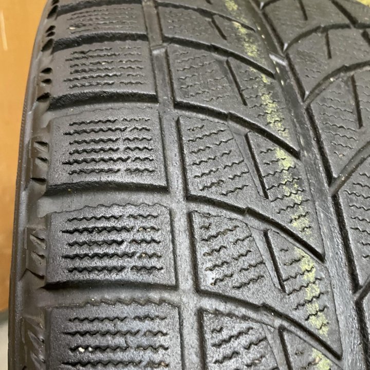 Bridgestone Blzzak WS60 245/45 R18 1шт