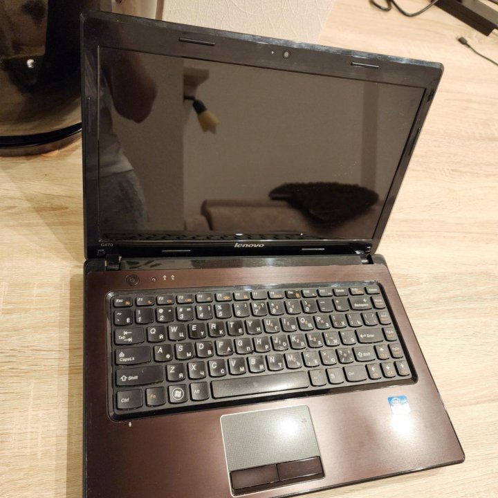 Lenovo G470, core i3, SSD+HDD, 2 видеокарты