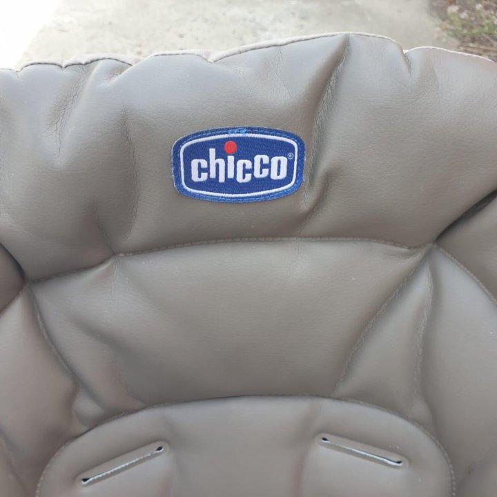 Стульчик детский Chicco