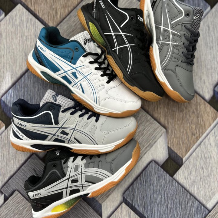 Кроссовки Asics