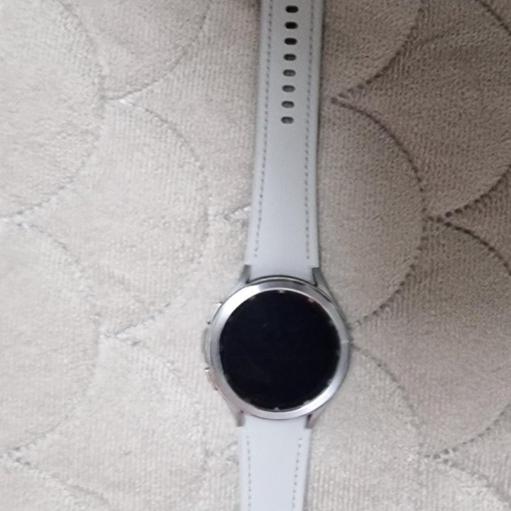 Продам часы Samsung Watch 4 classic 46 mm