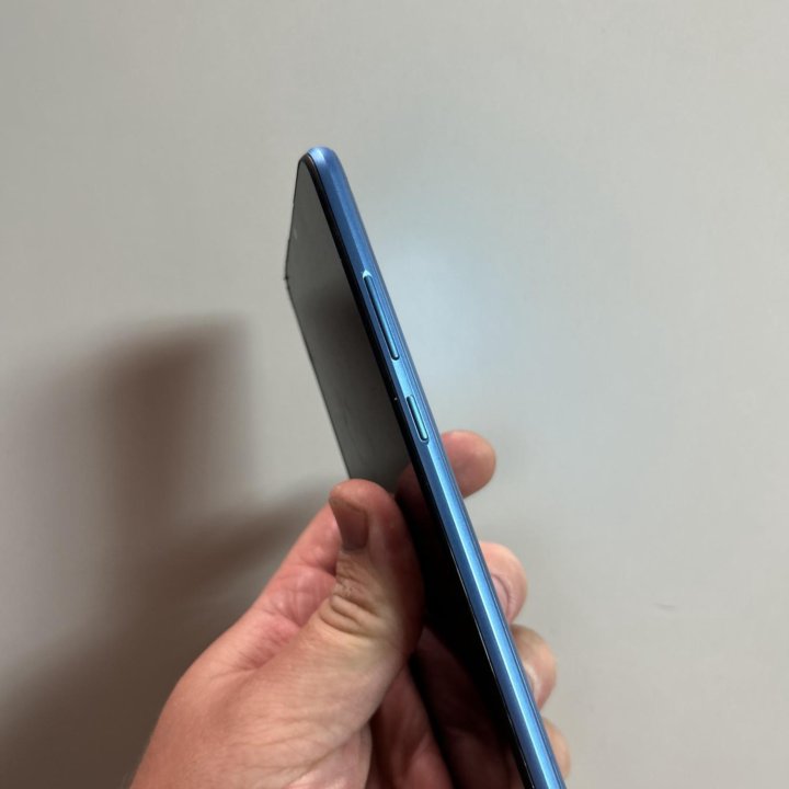 Продам Realme C11 2021 2/32Gb