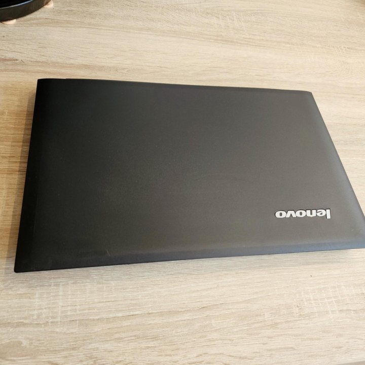 Lenovo B570e, core i5, 8gb, SSD+HDD, nvidia gt410m