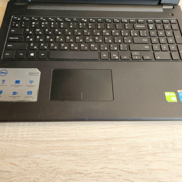 Dell, core i3, 8gb, SSD+HDD, nvidia gt820m