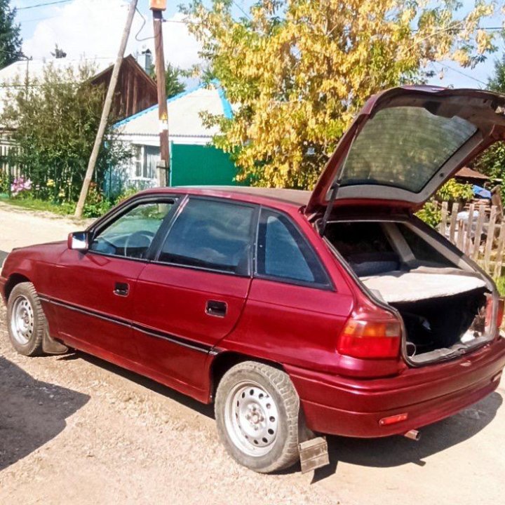 Opel Astra, 1992