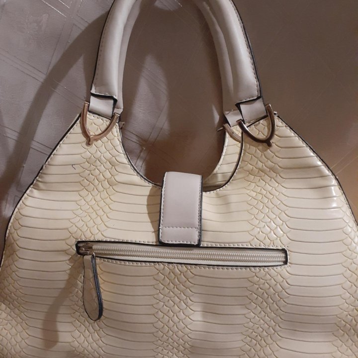 Женская сумка.