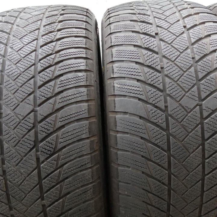 Шины 285/45 R21