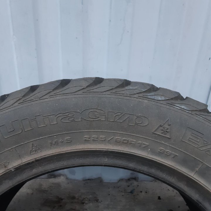 Зимние шины 225/60R17 Good year