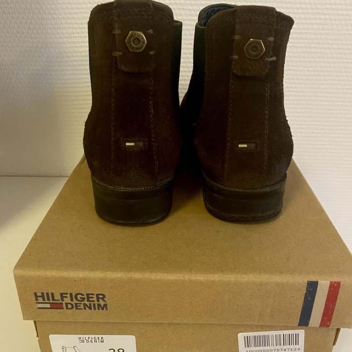 Челси tommy hilfiger 38 р