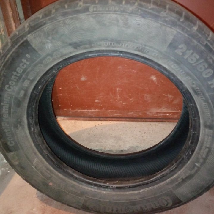 Continental ContiPremiumContact 5 215/60 R16