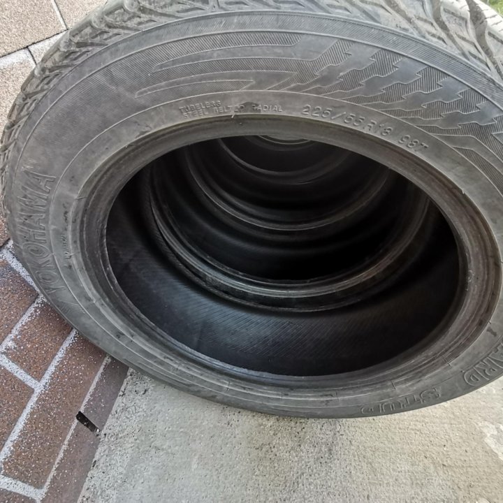 Шины Yokohama 225/55 R18 98H