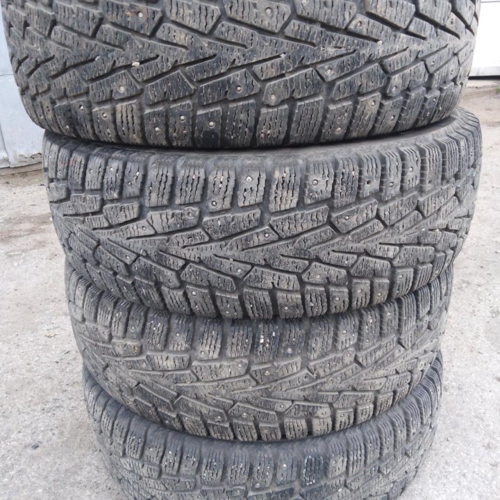 215 /65 R16