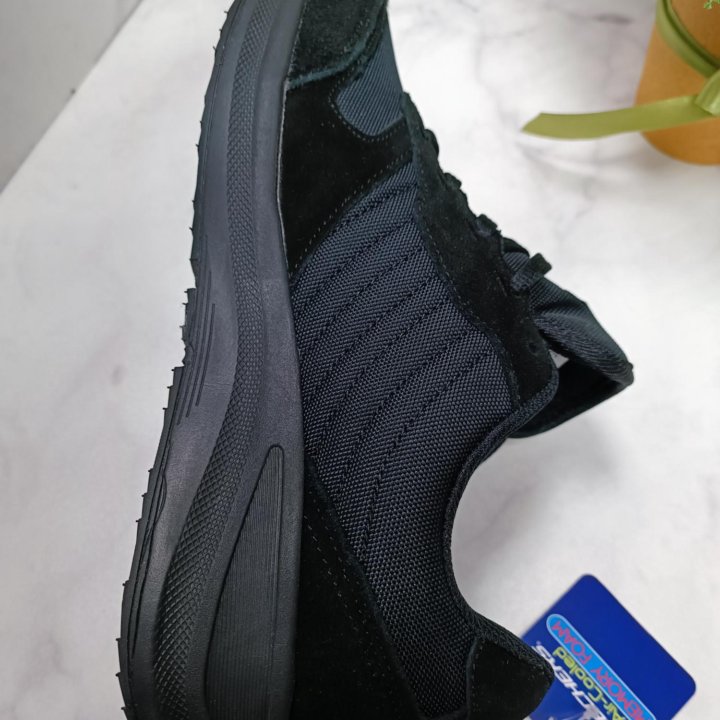 Кроссовки skechers