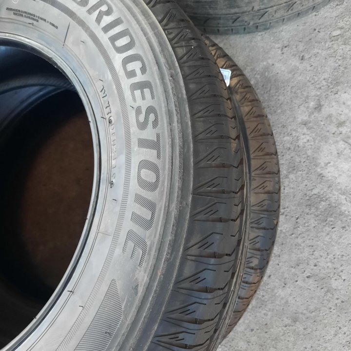 Bridgestone EP850 - 205/70/15 новые