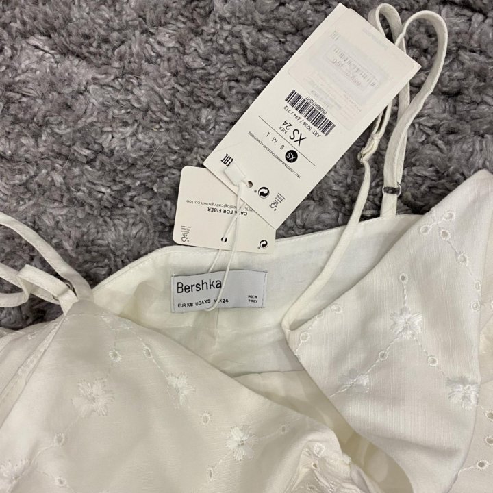 Белый льняной костюм Bershka XS