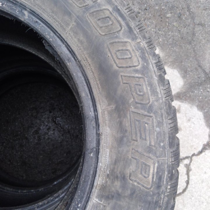 235 /60 R16