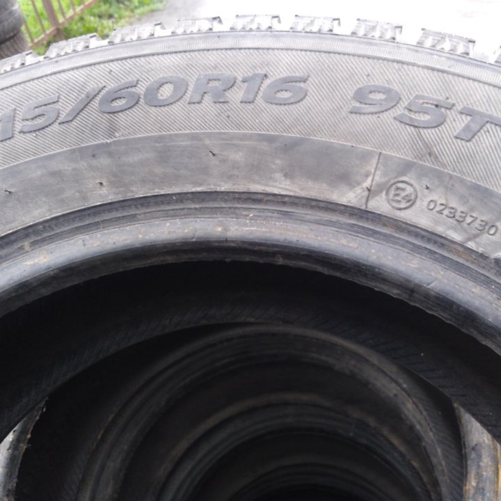 215 /60 R16