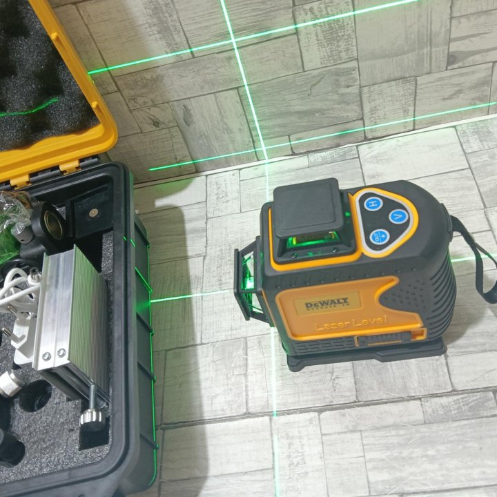 Лазерный уровень dewalt 4 d 16 линии