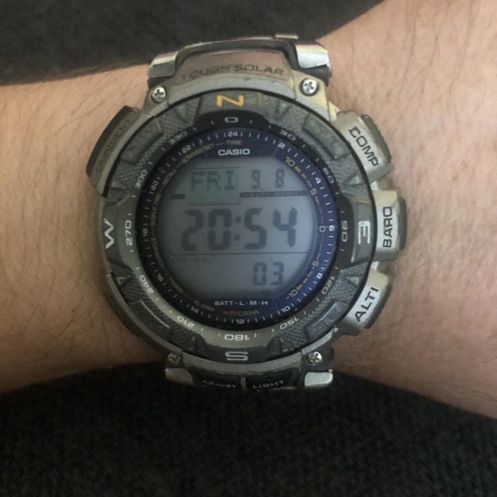 Casio pro trek prg-240