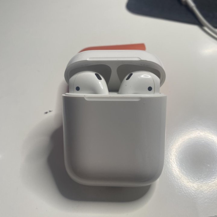 AirPods