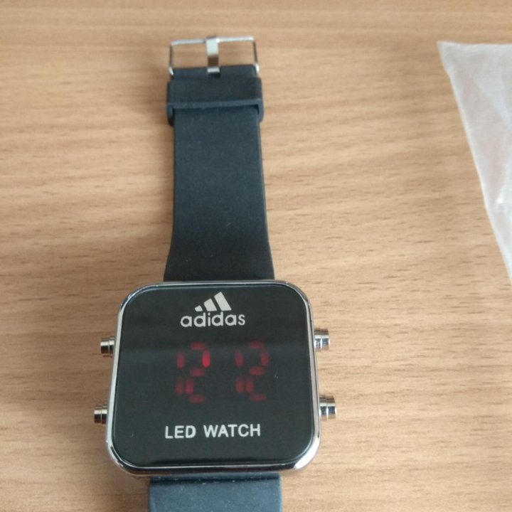 Часы электронные ADIDAS LED WATCH