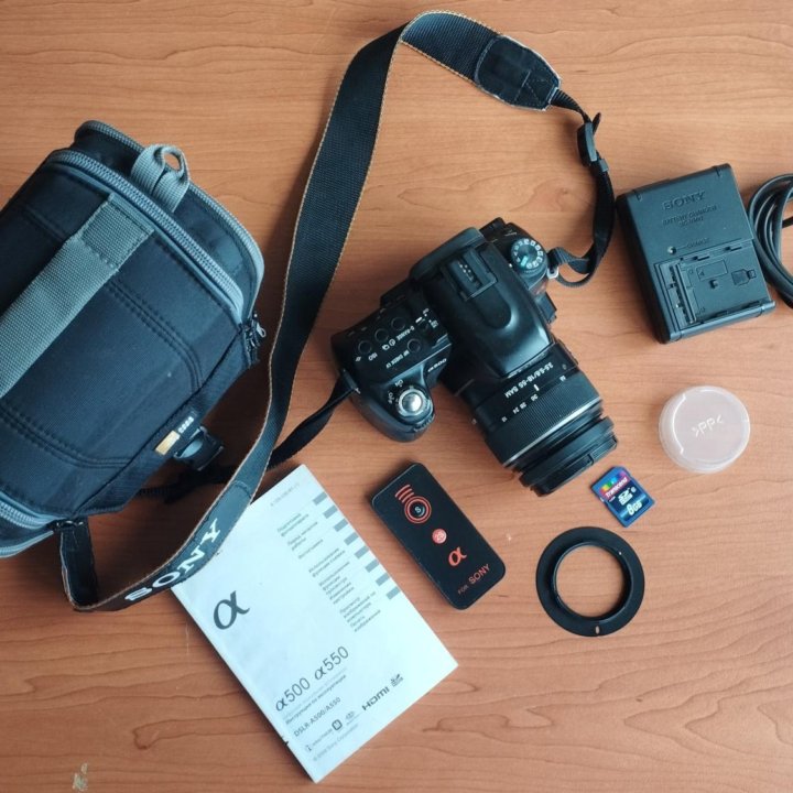 Продам зеркальный фотоаппарат Sony Alpha DSLR-A500