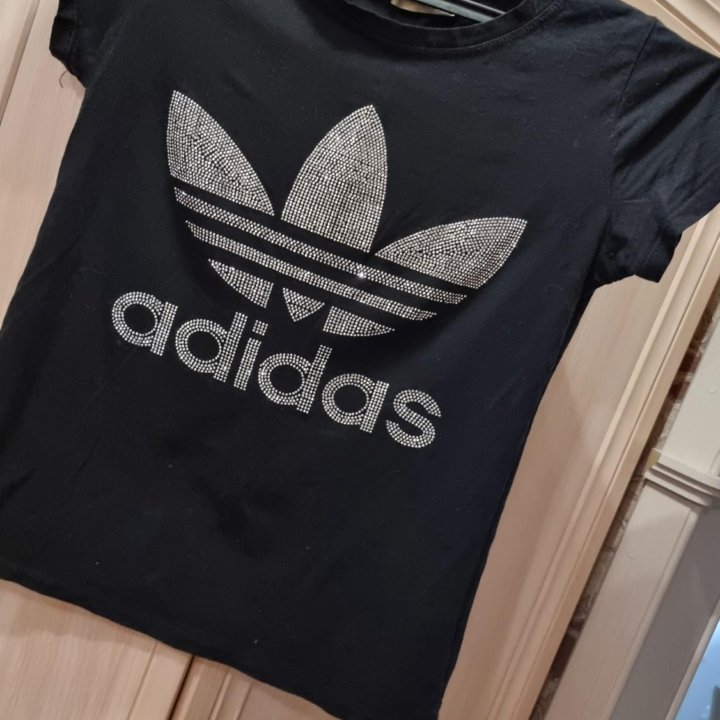 Футболка adidas женская М р.р