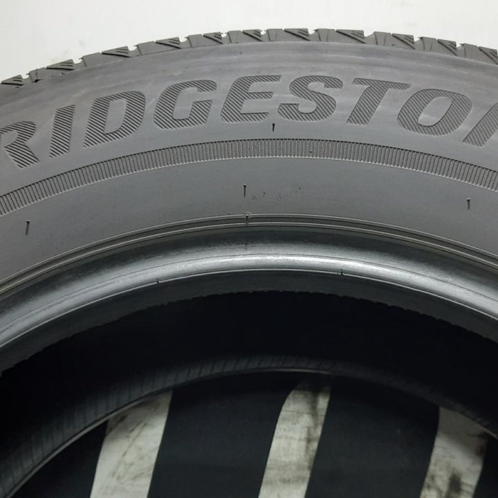 215/65R16 98H Bridgestone Ecopia EP850