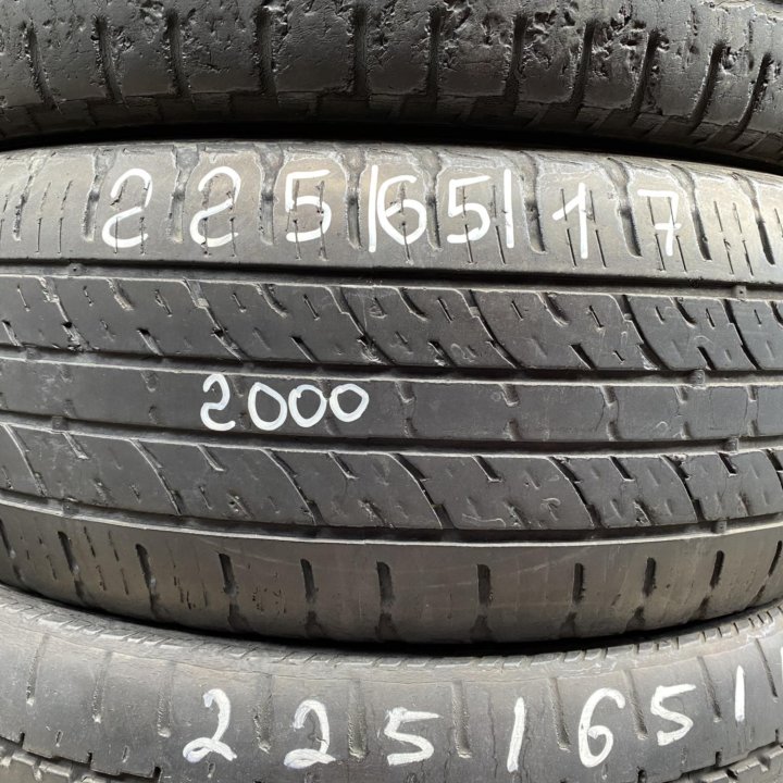 225/65 R17 Kumho Crugen Premium