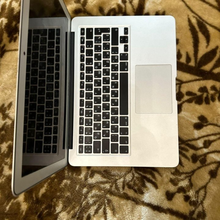 A1466, MacBook Air 13 2012 , CORE I5 1.8ghz /4096m