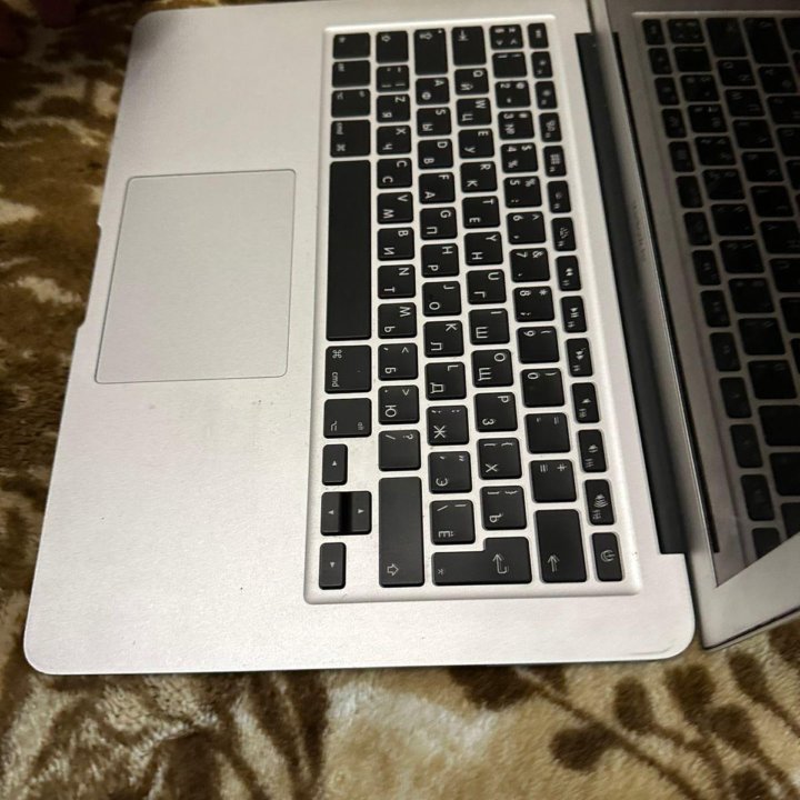 A1466, MacBook Air 13 2012 , CORE I5 1.8ghz /4096m