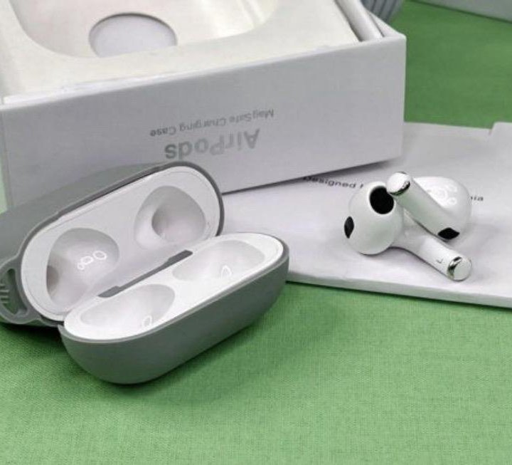 AirPods 3