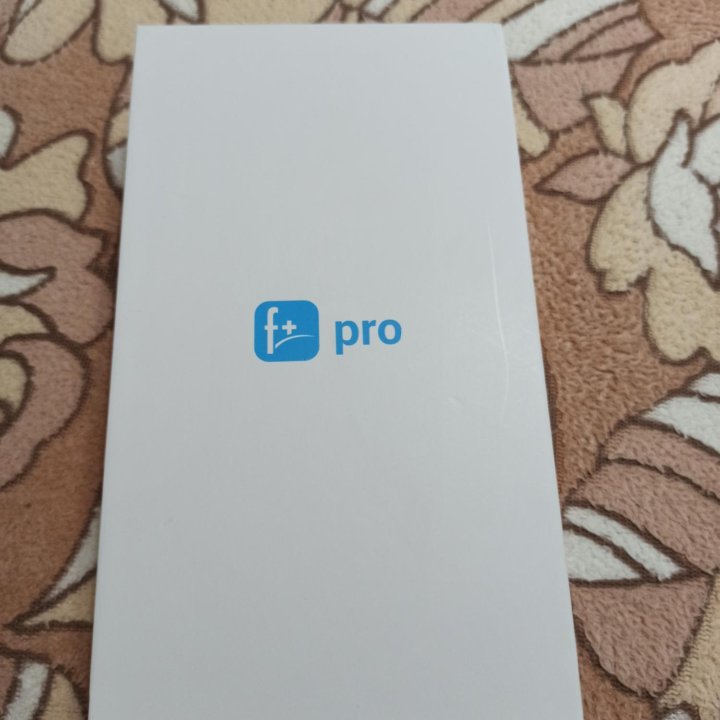 Телефон F+ Pro 3/64, 13MP