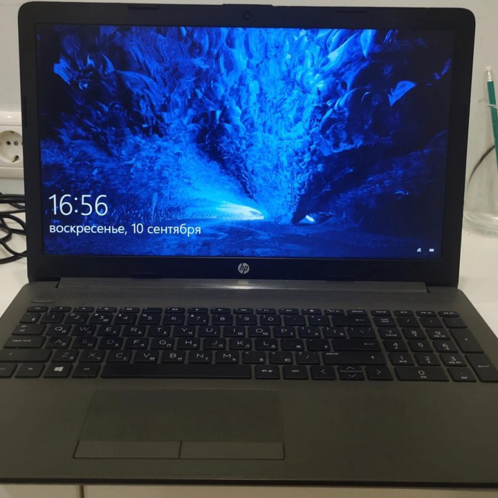 Ноутбук hp 250 G7