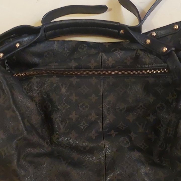 Сумка Louis Vuitton