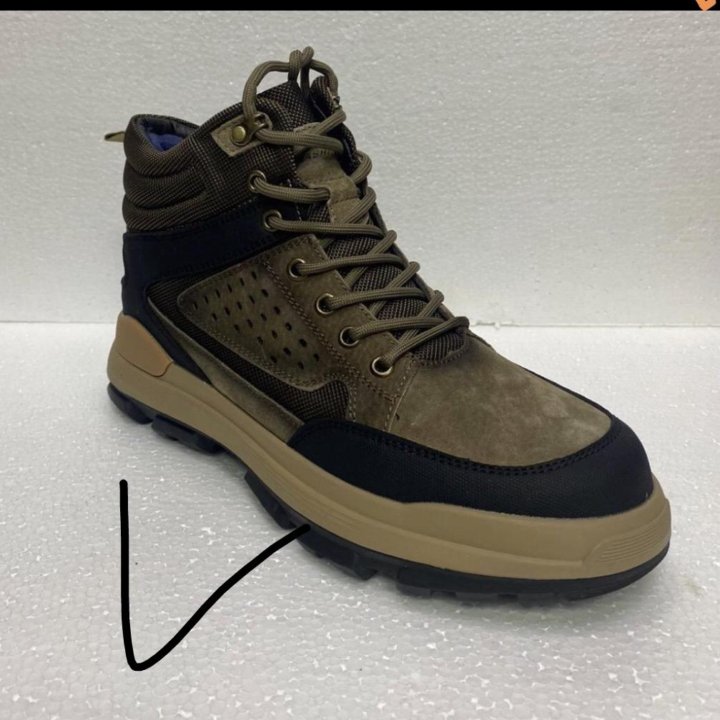 Мужские ботинки