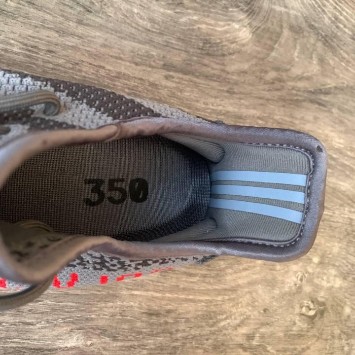 Кроссовки adidas yeezy boost 350