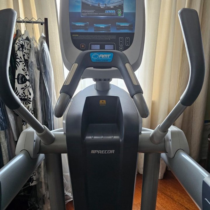 Адаптивный тренажер Precor AMT Open Stride 885