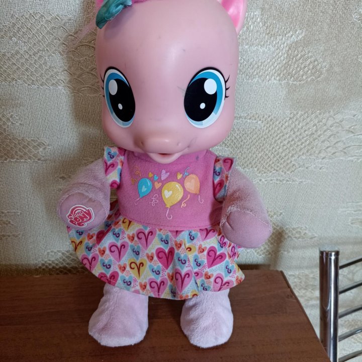 Кукла интерактивная малютка Пинки Пай