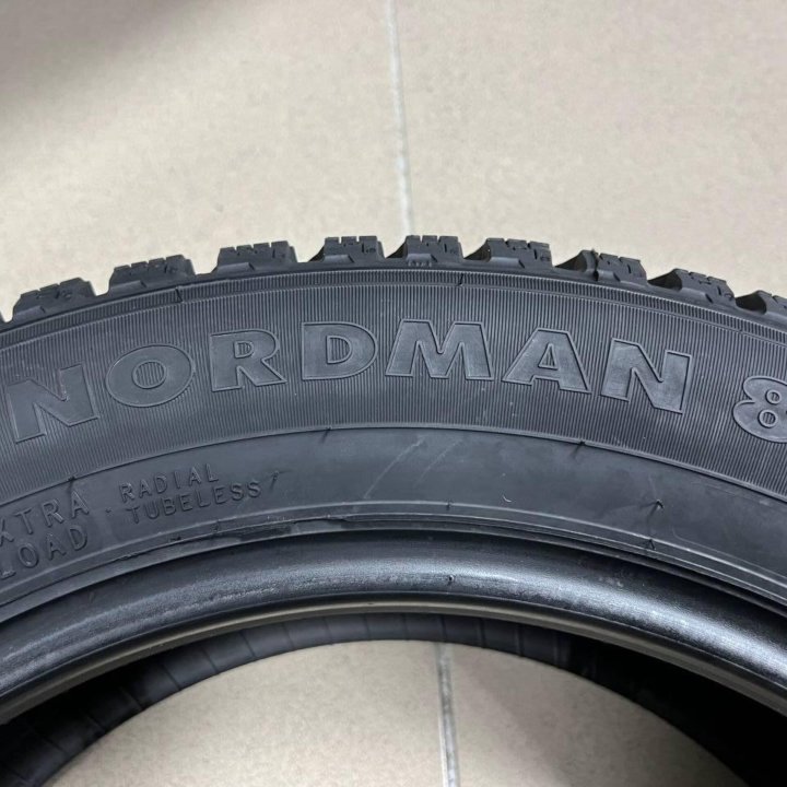 Ikon Nordman 8 205/55 R16 94T