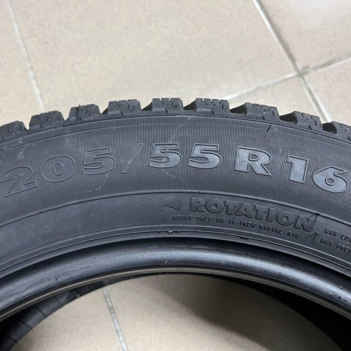 Ikon Nordman 8 205/55 R16 94T