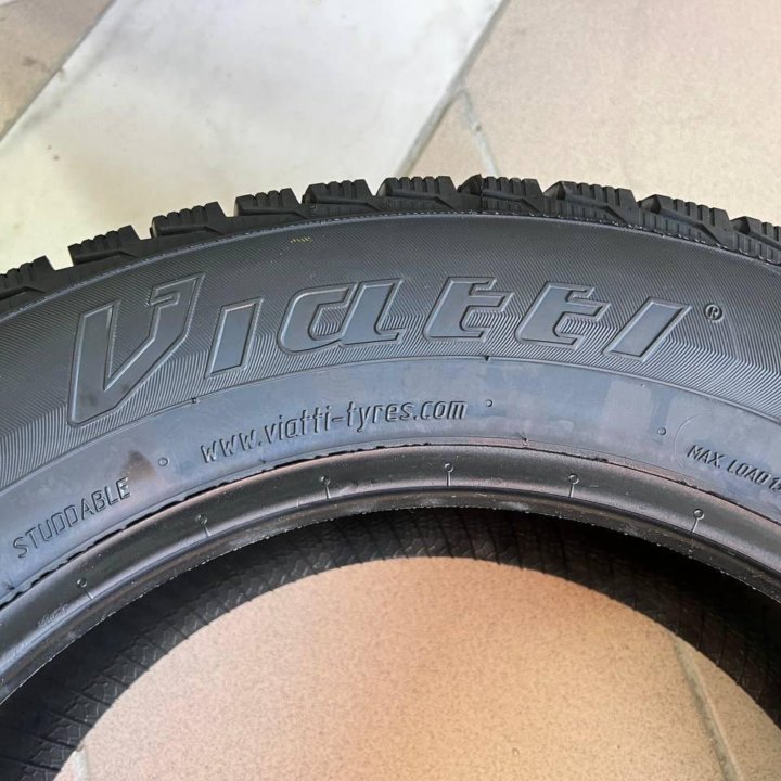 Viatti Brina Nordico V-522 205/60 R16 92T