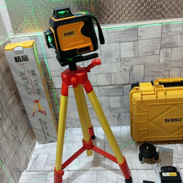 Лазерный уровень dewalt 4 d 350 ( со штативом)