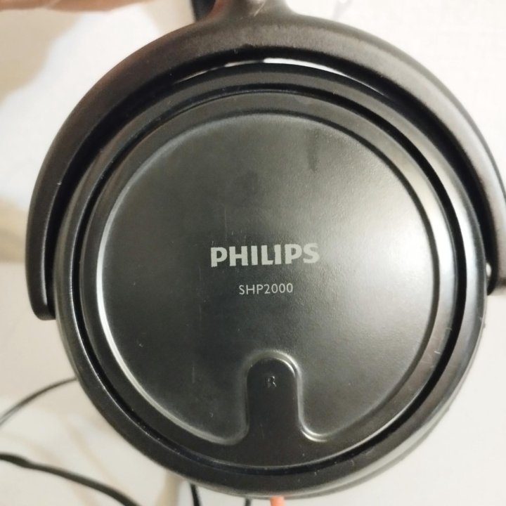 Наушники  Philips SHP2000