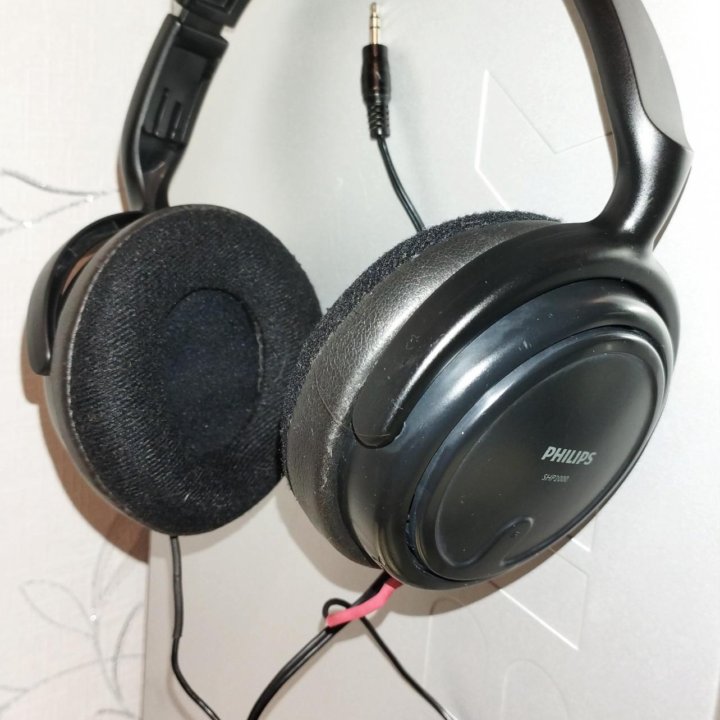 Наушники  Philips SHP2000