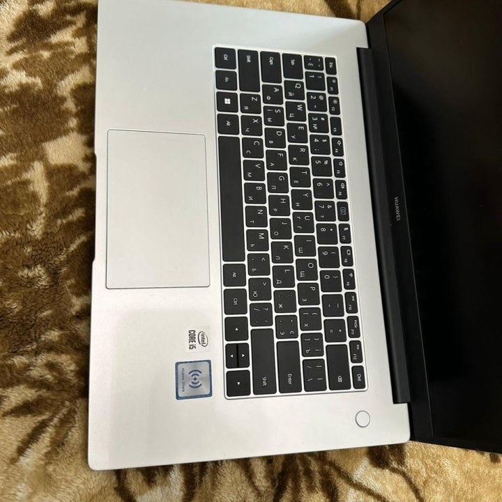 HUAWEI Bob-WAH9q, 512gb SSD, CORE I5 10-го/8gb/512