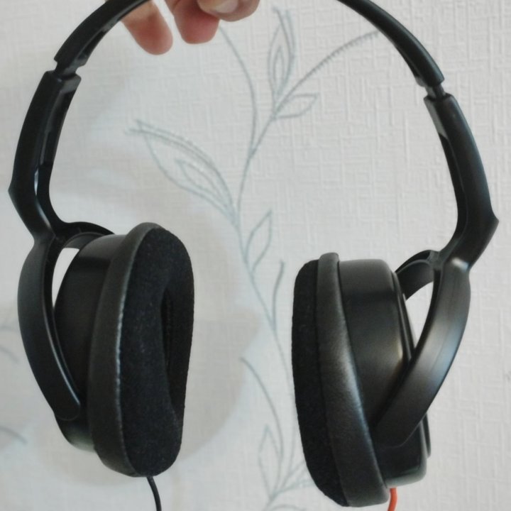 Наушники  Philips SHP2000