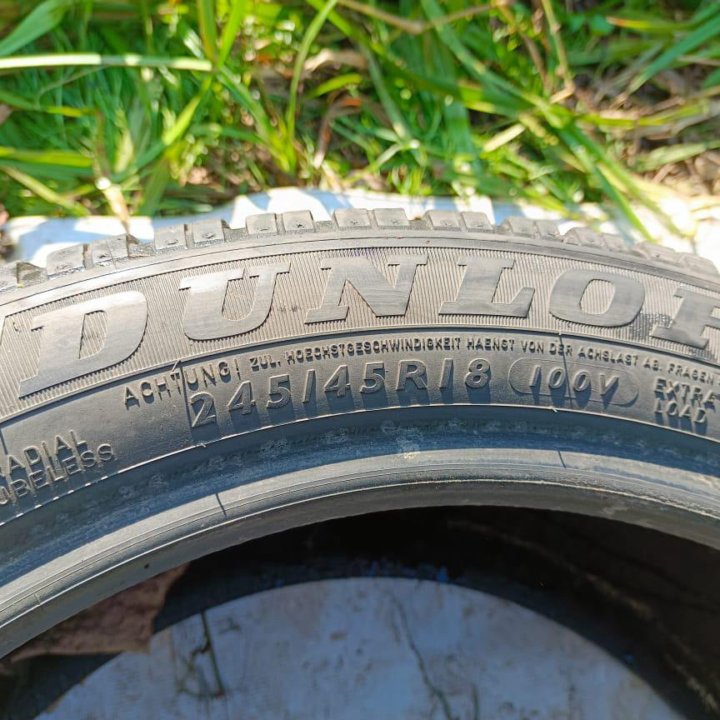 Dunlop 245/45 R18