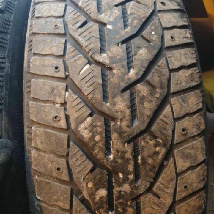 Tigar All Season 215/65 R17 103T . Зима .