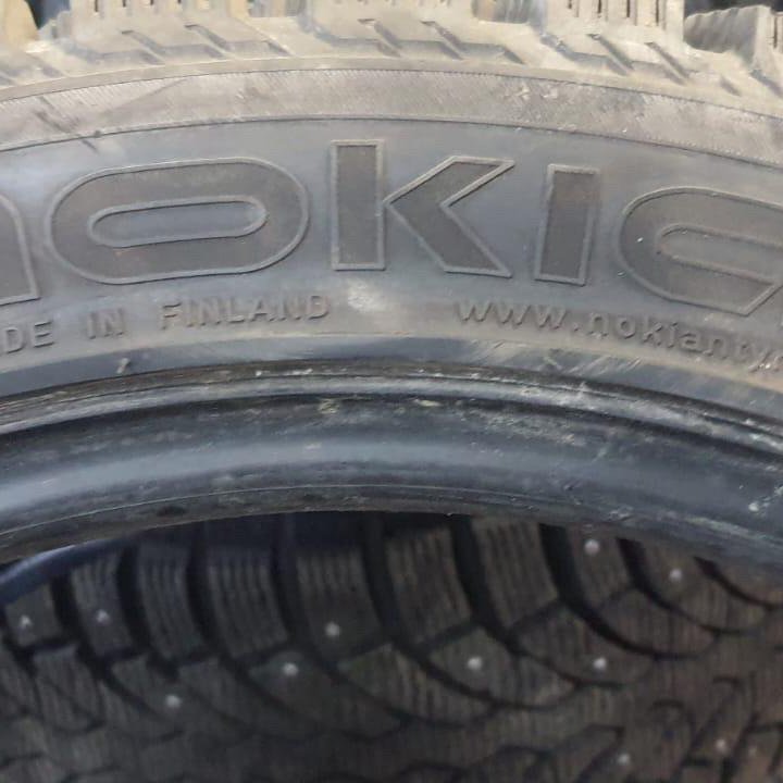 225/45 R17 шина зимняя Нокиан Хаккапелита-4 1шт